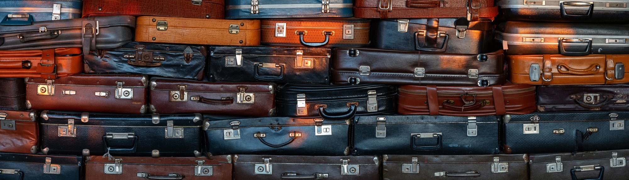 vintage-travel-suitcases-set-old-suitcases-vintage-travel-bags